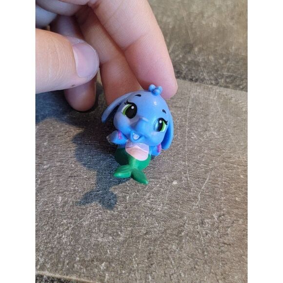 SML mini elephant Wing mermaid toy figure - Picture 1 of 4